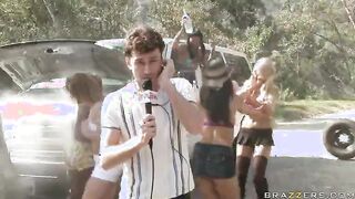 Nice Chicks Fucks Huge Dick Outdoors