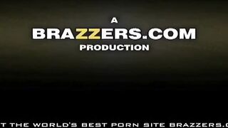 Ravishing Brunette Babe Pounded In The Vagina And Bum-Hole