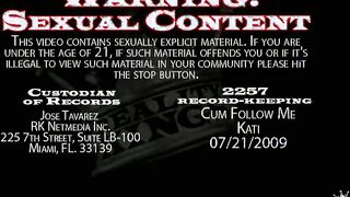 Provacative Blonde Babe Takes Juicy Dick In Pussy