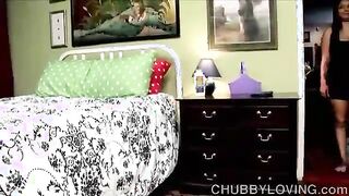 Alluring Blonde Babe Does Fellatio And Nails Rod