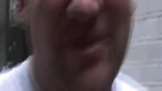 Gay muscle searching for gay muscle cock