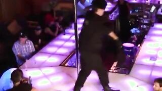 Eager guy gives a show at sex event by stripping