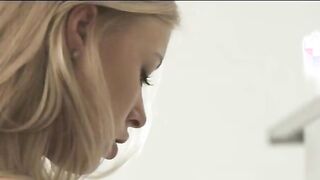 busty blonde penetrate anal