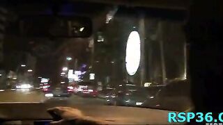 Teen threesome goes bad