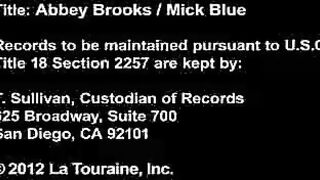 Sexy Blonde Chick Invited Mature Man For Banging Session