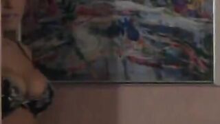 Luscious Brunette Babe Screws Thick Dick