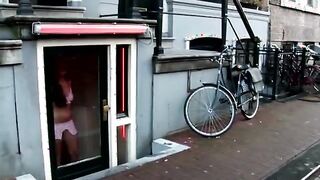 Real amateur euro hooker sucks guys cock in reality red light sex