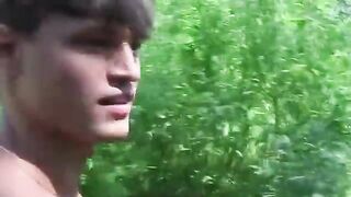 Picking up a bimbo in the park to fuck