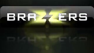 2 Hot MILF Wants Live Wand