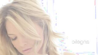 blond fingering her luxury vagina