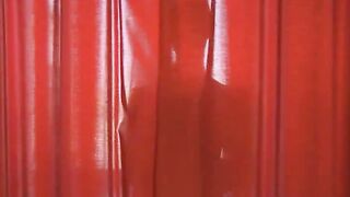 busty blackhair havinf fun before camera