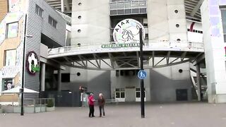 Tourist hooks up with alternative whore