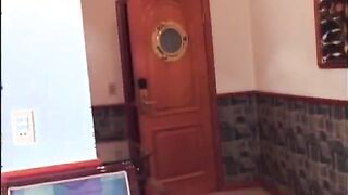 Sexy vixen loves sucking & fucking