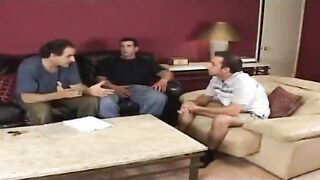 Slut hottie screwed by thick dick