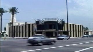 Brunette chick jams rod in mouth & cunt