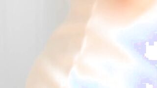 Nerdy chick dildos needy vagina using dildo