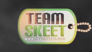 Latina babe services and humps erect dick