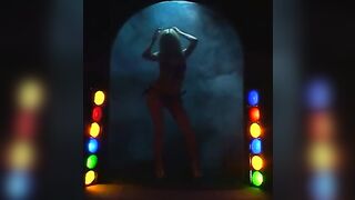 Lovely chick cums from pleasuring herself