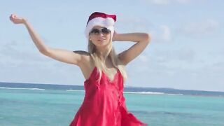 Girl making masturbation on Maledives