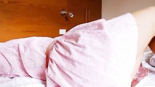 He came right in time to deepfucking me