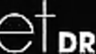 Super sensitive sex in the swimmingpool