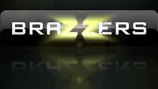 Paige Turnah slammed in the face and bottom