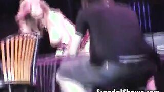 Horny striper dildoing her snatch