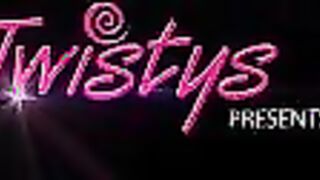 Capri and Lisa Eat Out One Another