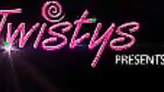 Two Busty Brunette Babes Get Lezzie