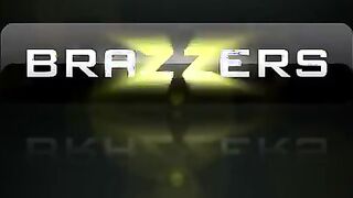 Titantic-boobed Eva Notty sucks & nails erect cock