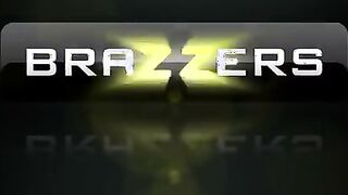 Christy Mack enjoys giving head & sex