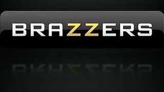 Arielle Ferrera Likes Cocksucking & Sex