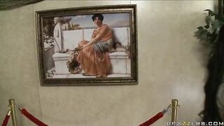 Nina Mercedez Gives Kortney Kane A Private Lesson