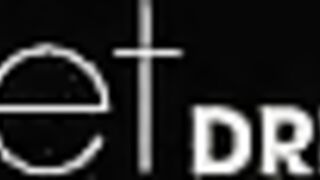 Super sensitive fuck in the pool