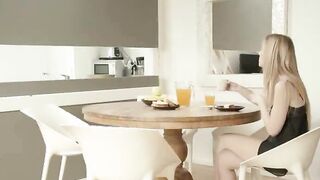 Extreme sensitive lezzie blondes