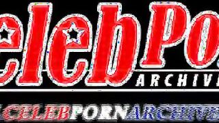 Jennifer Aniston and Courteney Cox make out