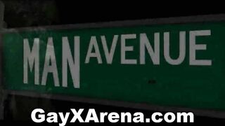 Muscle Guy Solo Jerking