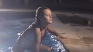 absolutely sexy garden blowjob