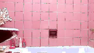 Gay Bear And Guy Fucking In Bath Tub