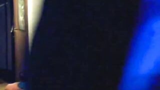 Teen Knows How To Fuck And Moan