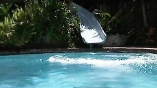 Two hot whores gets their mouth humped