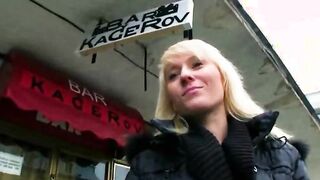 Czech girl Laura fucked in casinos toilet for some money