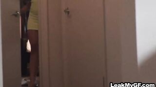 Sexy Asian girlfriend makes amateur porn with boyfriend