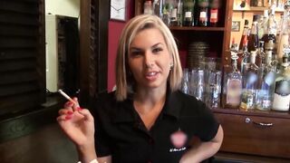 Euro amateur flashes her tits for cash in HD