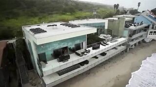 brunette toying her hole in bathroom