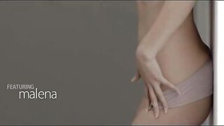 fine Malena masturbation in heels