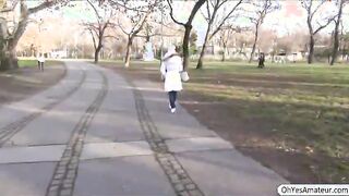 Blonde Kiara gets tricked to be a model