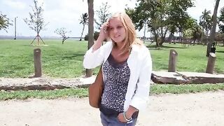 Seductive offering for elegant babe