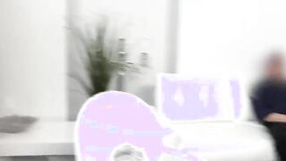 Babe gets breasts cumshot on casting