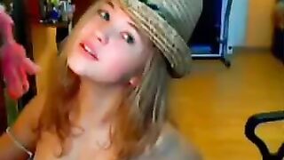 Teen Cam Girl With Tiny Tits